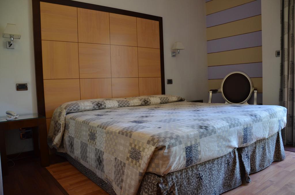 Regent Beach Hotel&Apartments Reggio Calabria Exterior foto